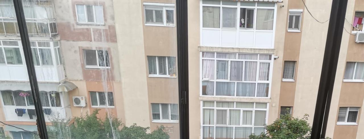 Bloom Box Apartments Κραϊόβα Εξωτερικό φωτογραφία