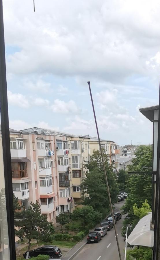 Bloom Box Apartments Κραϊόβα Εξωτερικό φωτογραφία