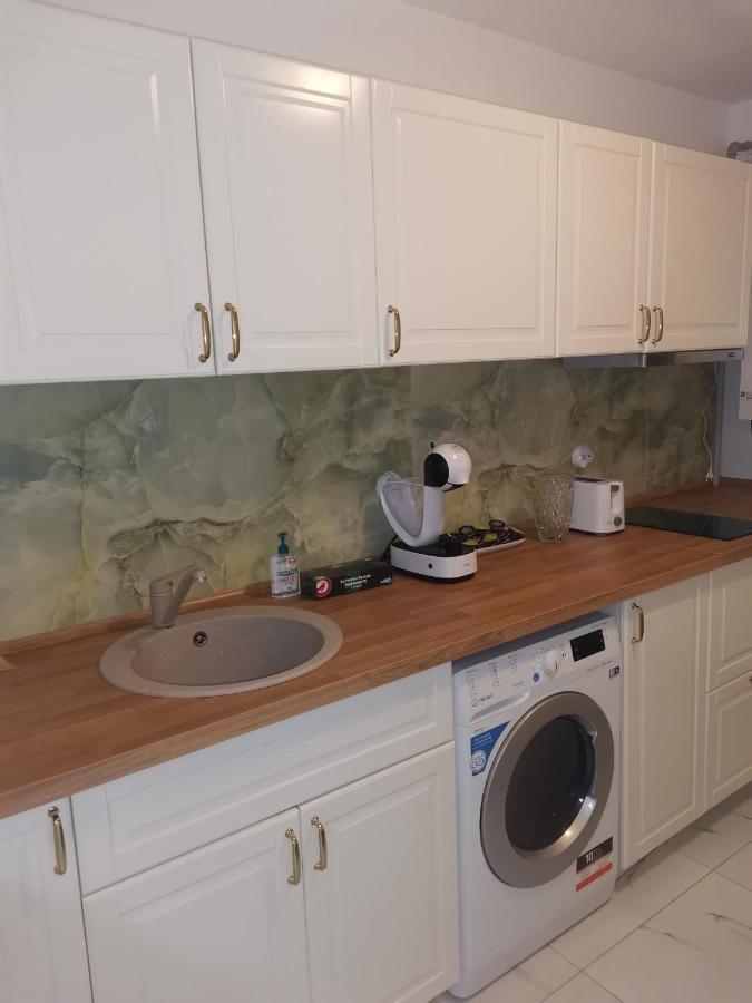 Bloom Box Apartments Κραϊόβα Εξωτερικό φωτογραφία