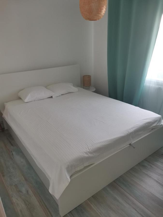 Bloom Box Apartments Κραϊόβα Εξωτερικό φωτογραφία